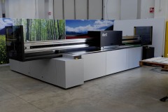 durst-p5-x-flatbed-printer-customer-site