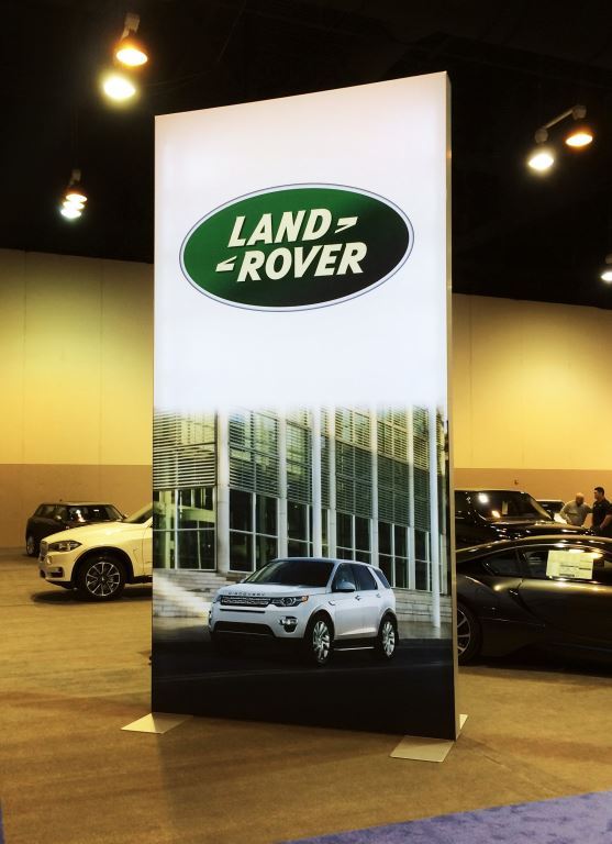 fabric-display-land-rover-auto-show