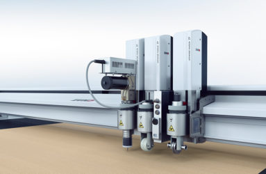 Modules and tools loaded on Zund D3 flatbed cutter